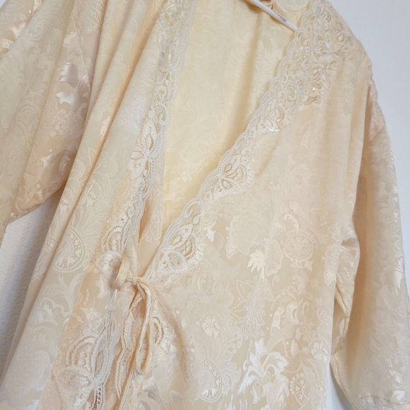 Victoria's Secret Other - Gold Label Victoria's Secret beaded lace robe